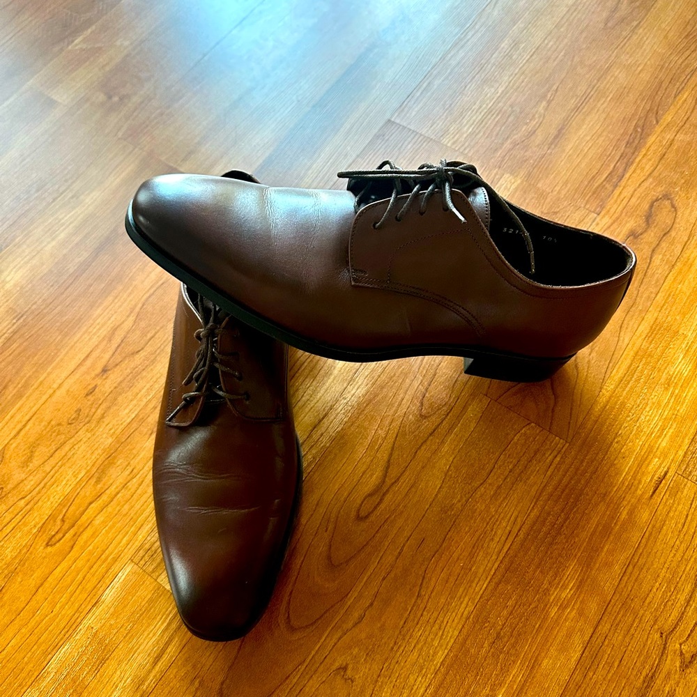 To Boot New York By Adam Derrick - image 1